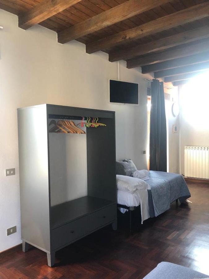 Attico By Marconi 11 Bed & Breakfast Besozzo Dış mekan fotoğraf